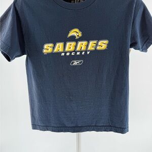 Vintage Youth Size Medium Reebok NHL Buffalo Sabres Hockey Navy T Shirt Top